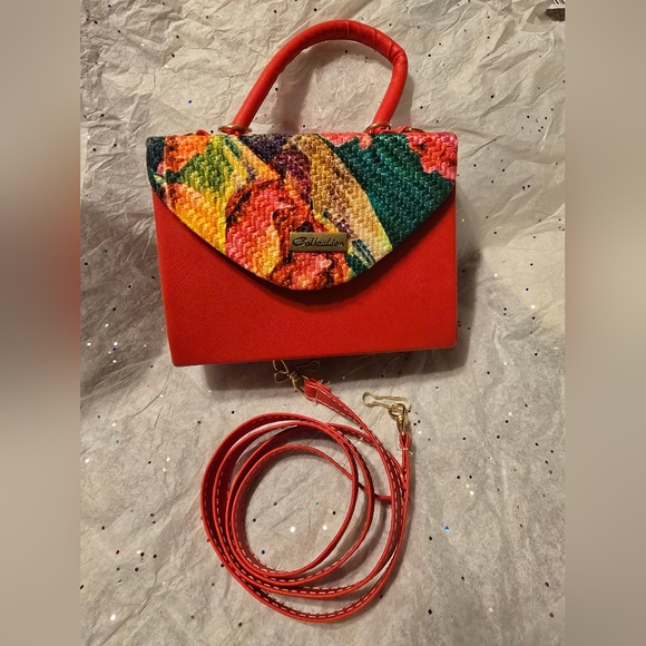 Handbags - Mini cute 😍 bag